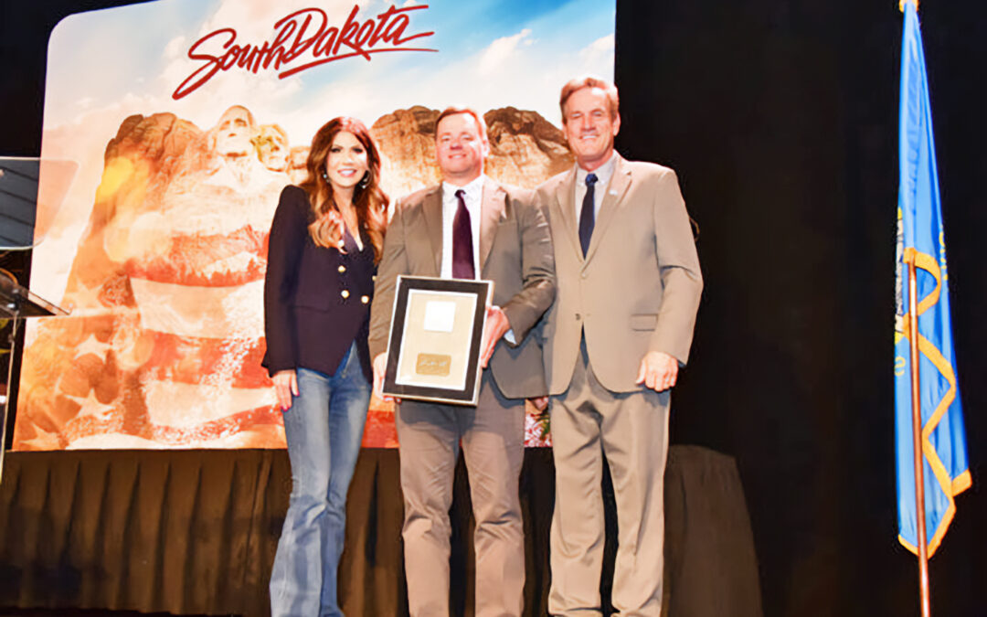 Gov. Noem honors Centerville as Community of the Year