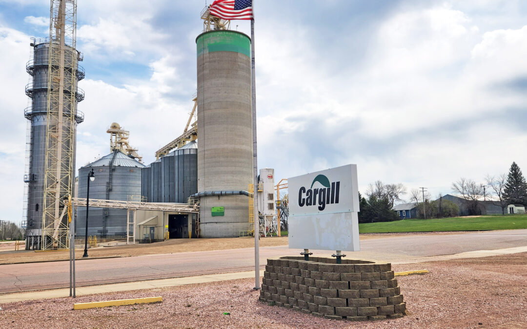CHS to buy eight Cargill Grain Elevators, including Parker